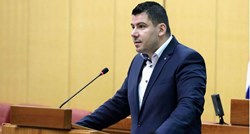 VIDEO Grmoja se odbija maknuti sa saborske govornice